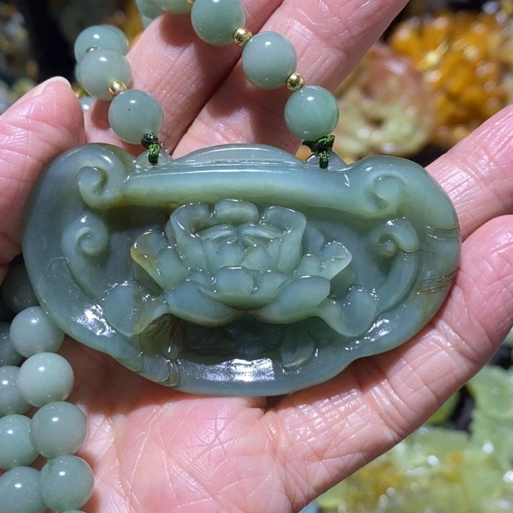 岫玉岫玉吊坠未镶嵌
