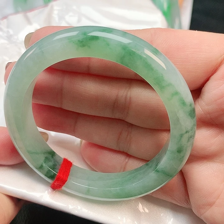 翡翠手镯未镶嵌正圈2795