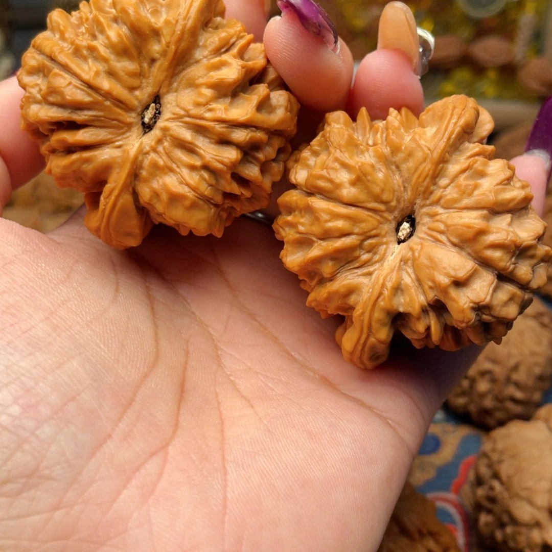 吊坠文玩核桃最****河龙鼎