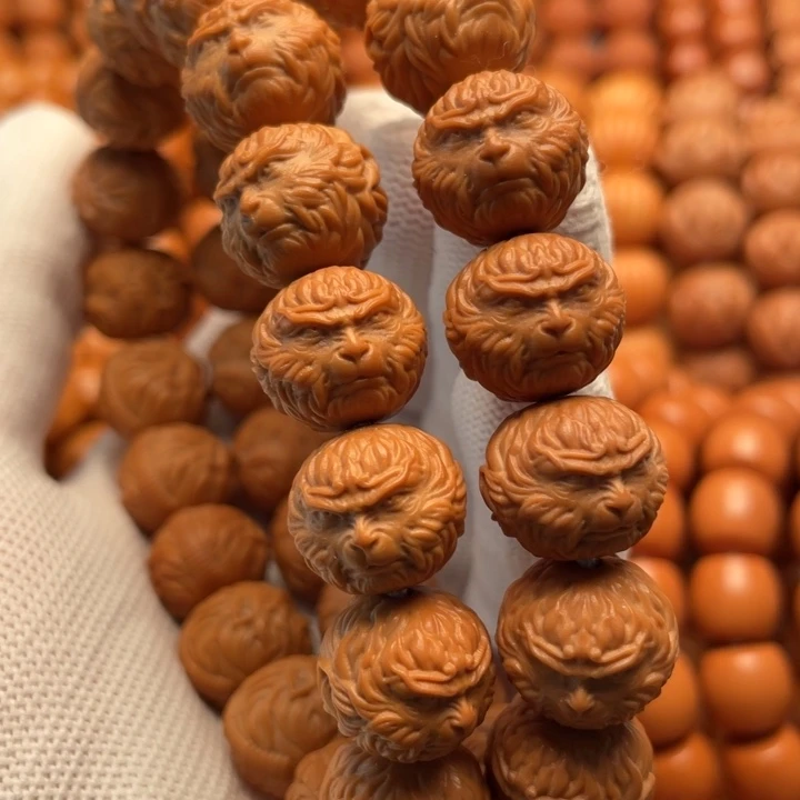 猴头核桃吊坠王**跑斗战胜佛