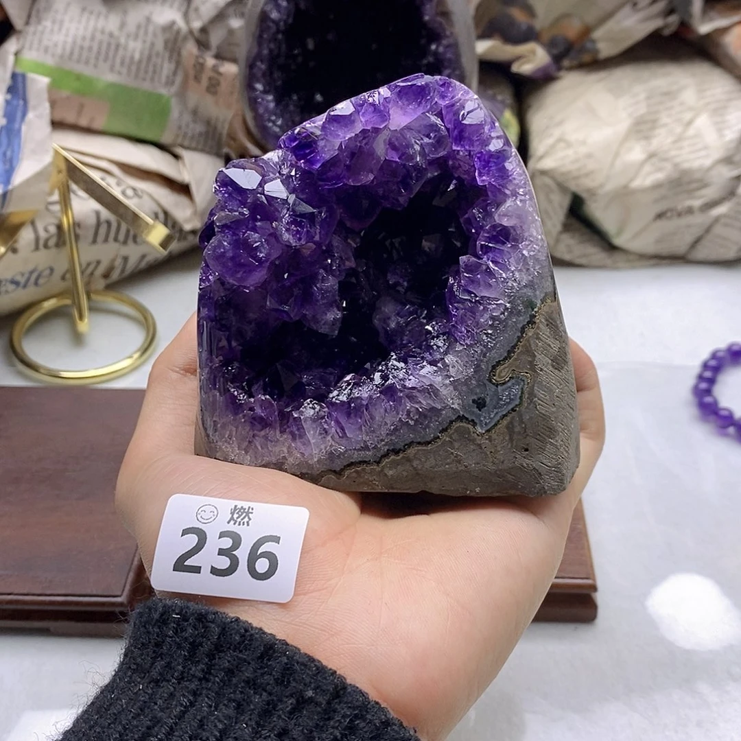 紫晶大型摆件（非配饰）未镶嵌