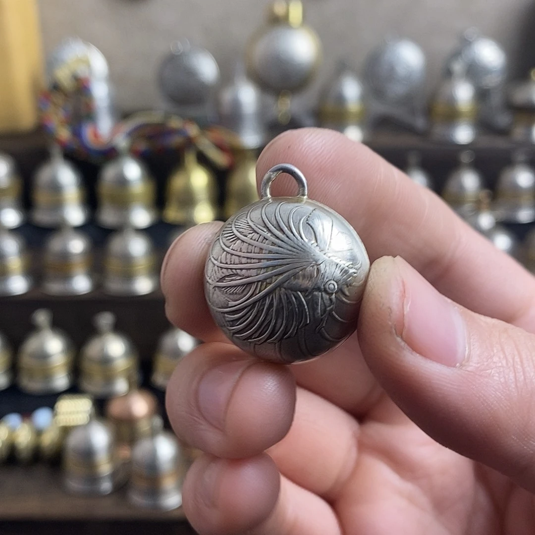 狮子鱼硬币铃铛挂饰