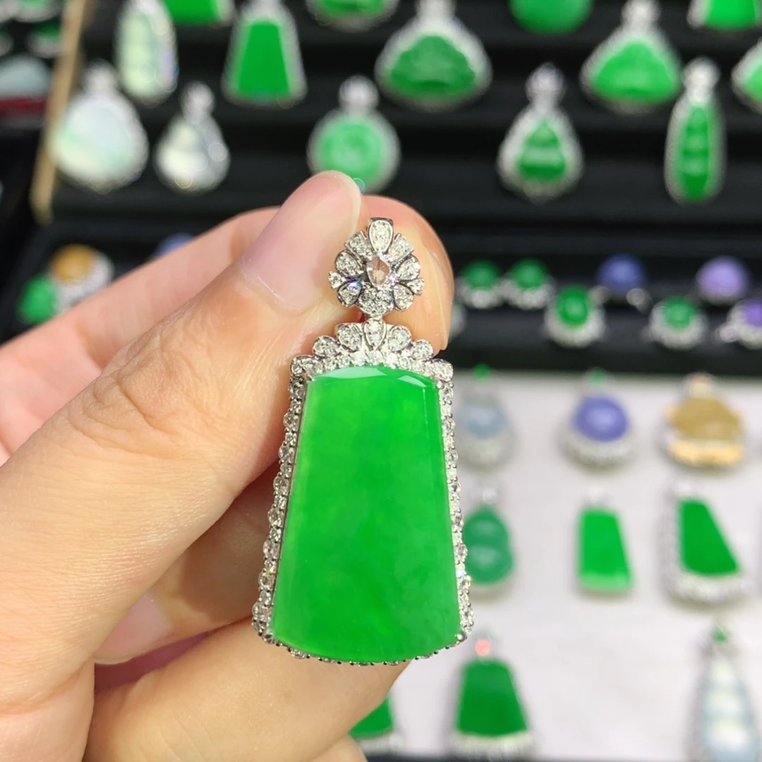 翡翠18K金镶嵌吊坠(不含链)
