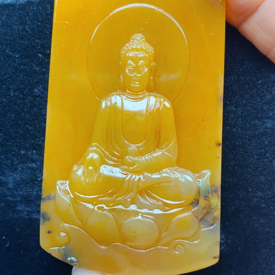 未镶嵌石英质玉（黄龙玉）颈饰