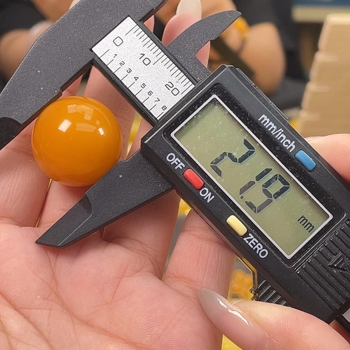 琥珀未镶嵌珠宝奇石琥珀h31