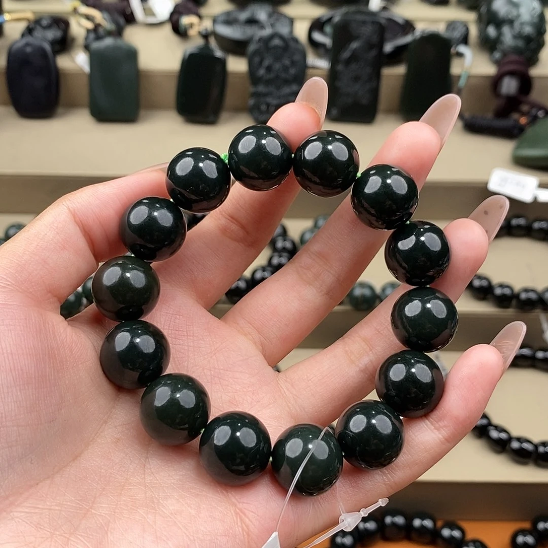 爱***人和田玉未镶嵌手链