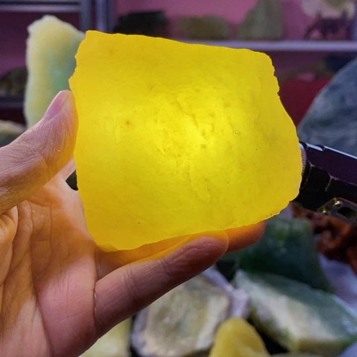 蛇纹石玉未镶嵌岫玉原石蛇纹石玉