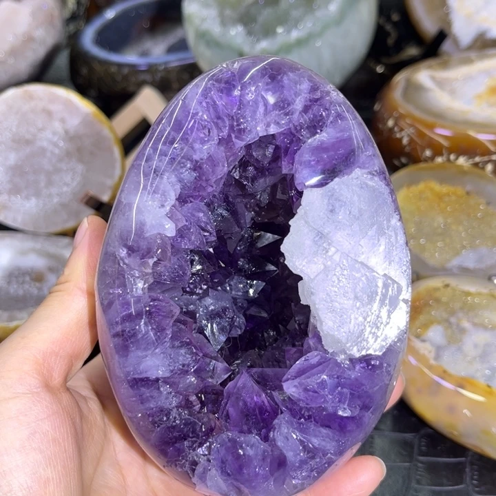 水晶珠宝半成品未镶嵌全抛紫晶蛋