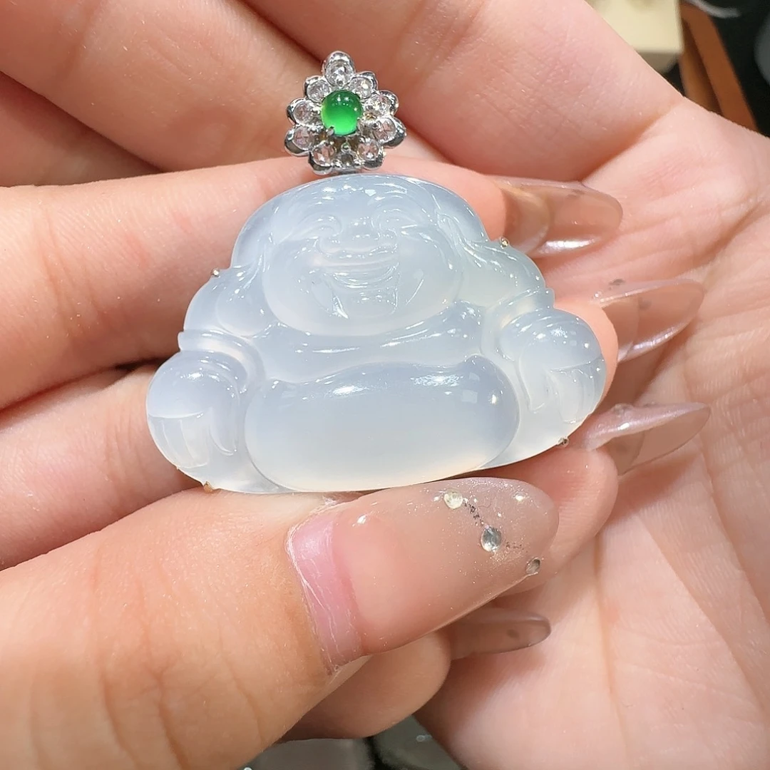 【闪购商品】颈饰18K金镶嵌翡翠