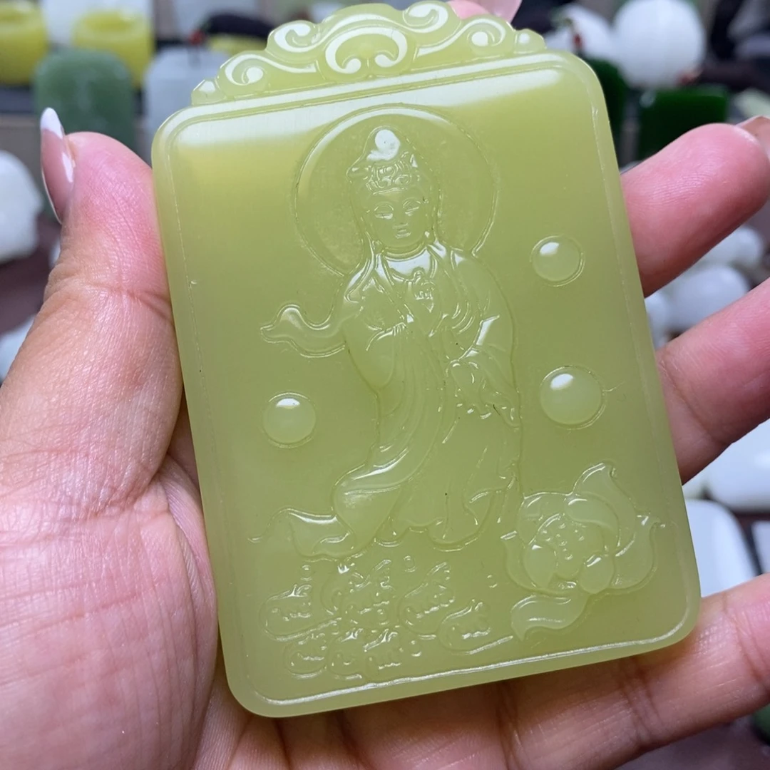 和田玉未镶嵌颈饰