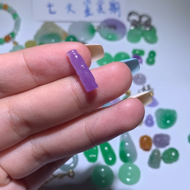 翡翠未镶嵌颈饰无镶嵌49