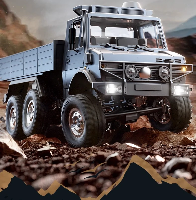 新款1∶18乌尼莫克六轮全地形越野车六轮驱动仿真防水RC遥控攀爬车