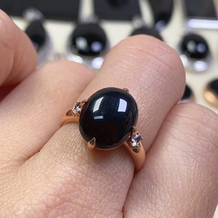 翡翠戒指18K金镶嵌缅甸天然翡翠墨翠