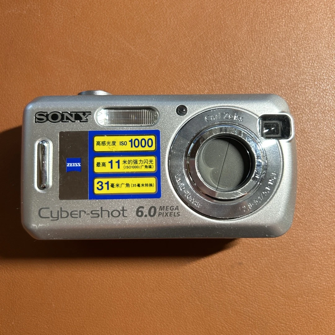 9新 Sony/索尼 s600闪光灯拍人很出片ccd相机103416