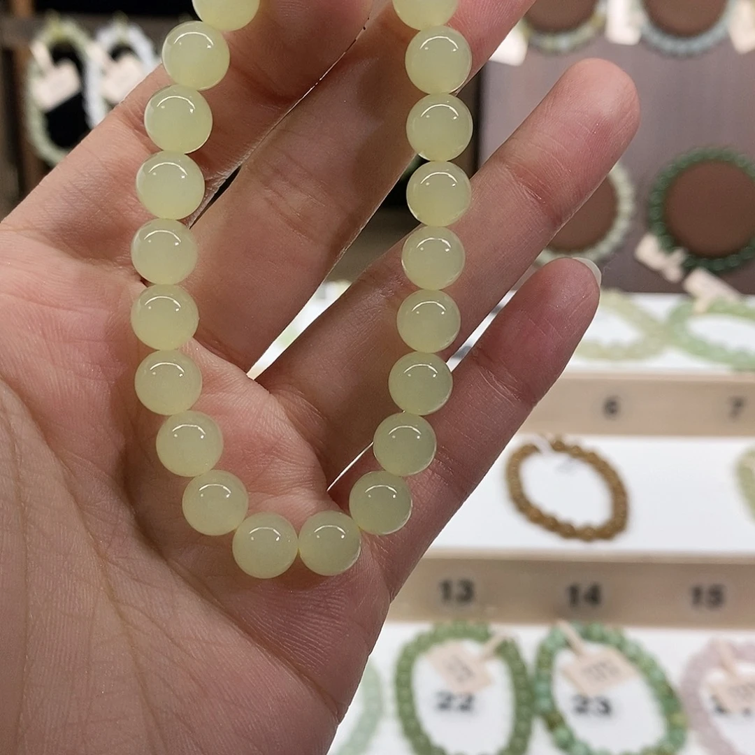 追***想和田玉未镶嵌手链