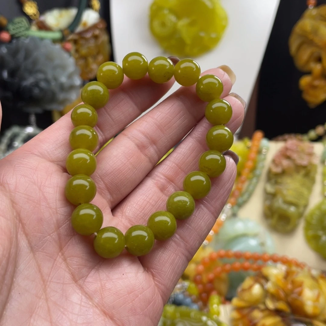 未镶嵌蛇纹石玉颈饰