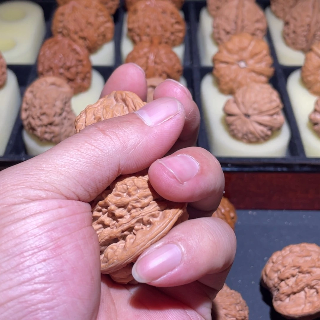 【闪购商品】文玩核桃吊坠小*-四座楼