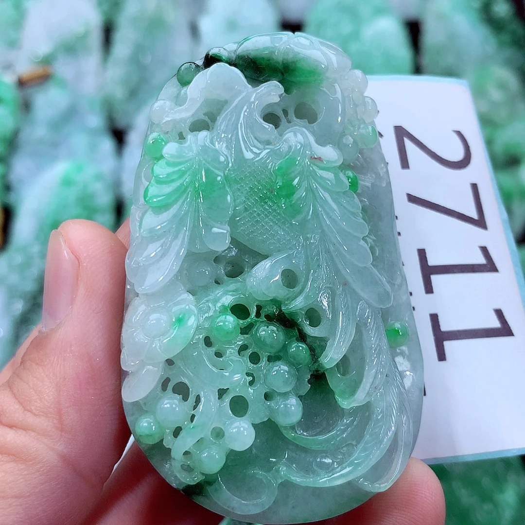 翡翠未镶嵌吊坠(不含链)