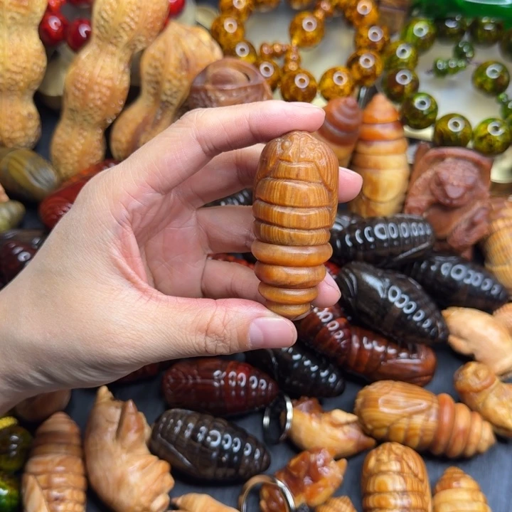 松木琥珀木文玩手串