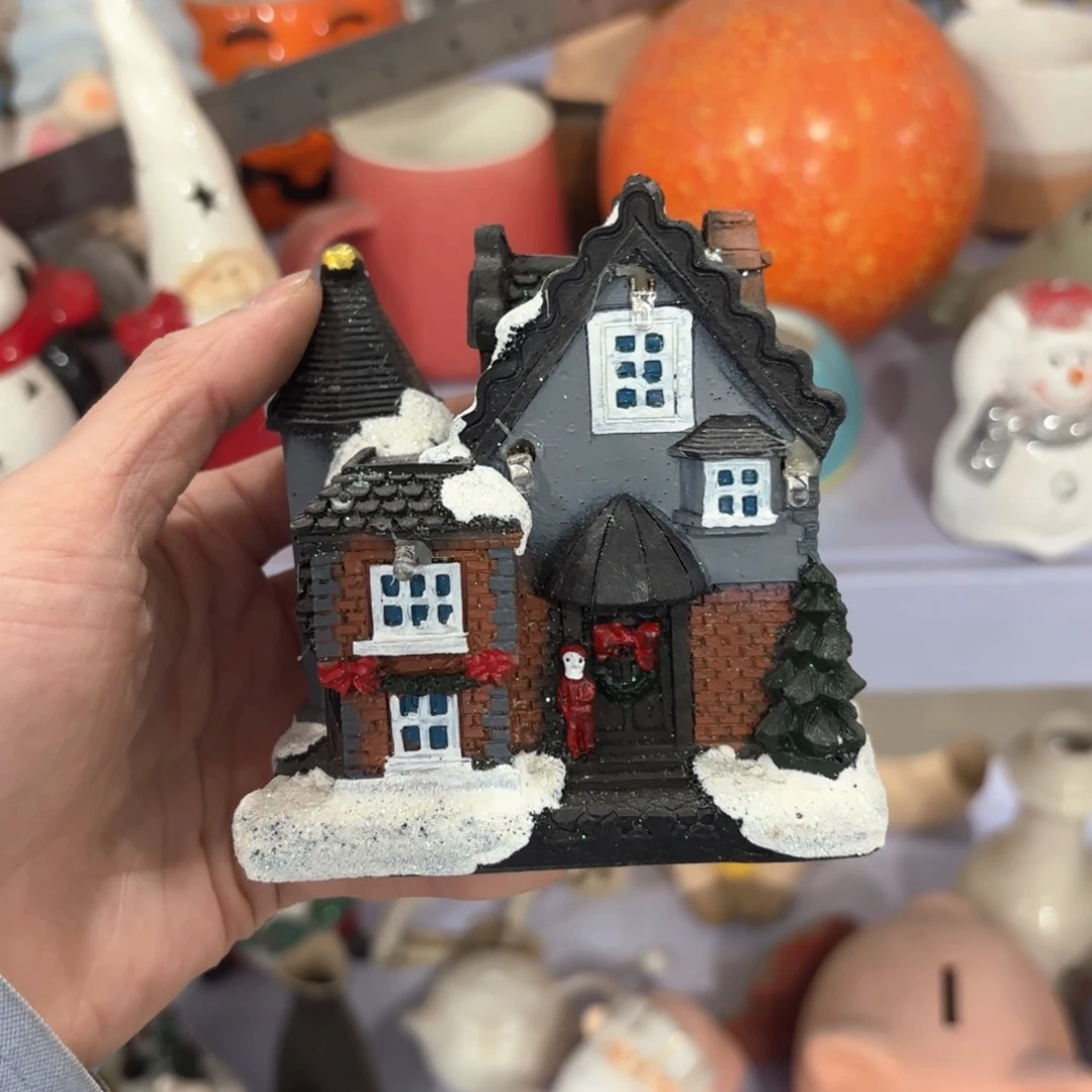 瓷片祝大家新的一年顺风顺水