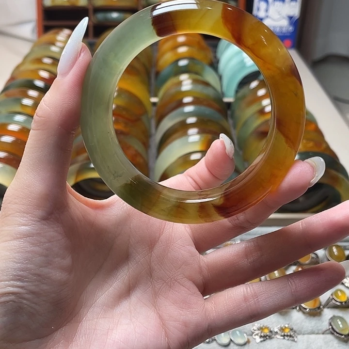 蛇纹石玉未镶嵌手镯58.8