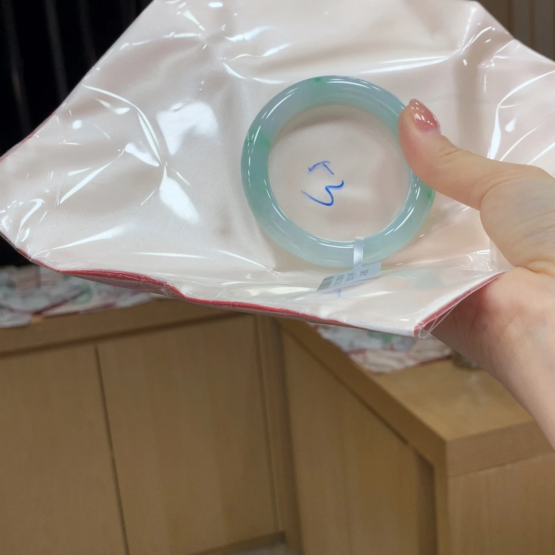 未镶嵌手镯翡翠不退不换