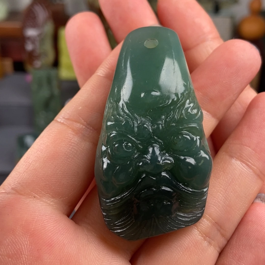 岫玉未镶嵌手把件