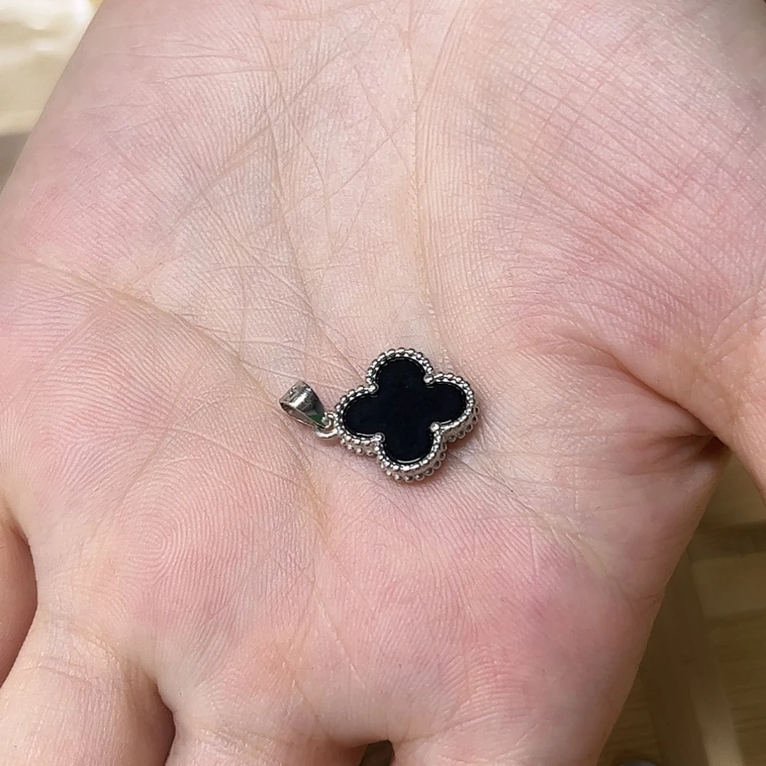 925银s925黑色四叶草