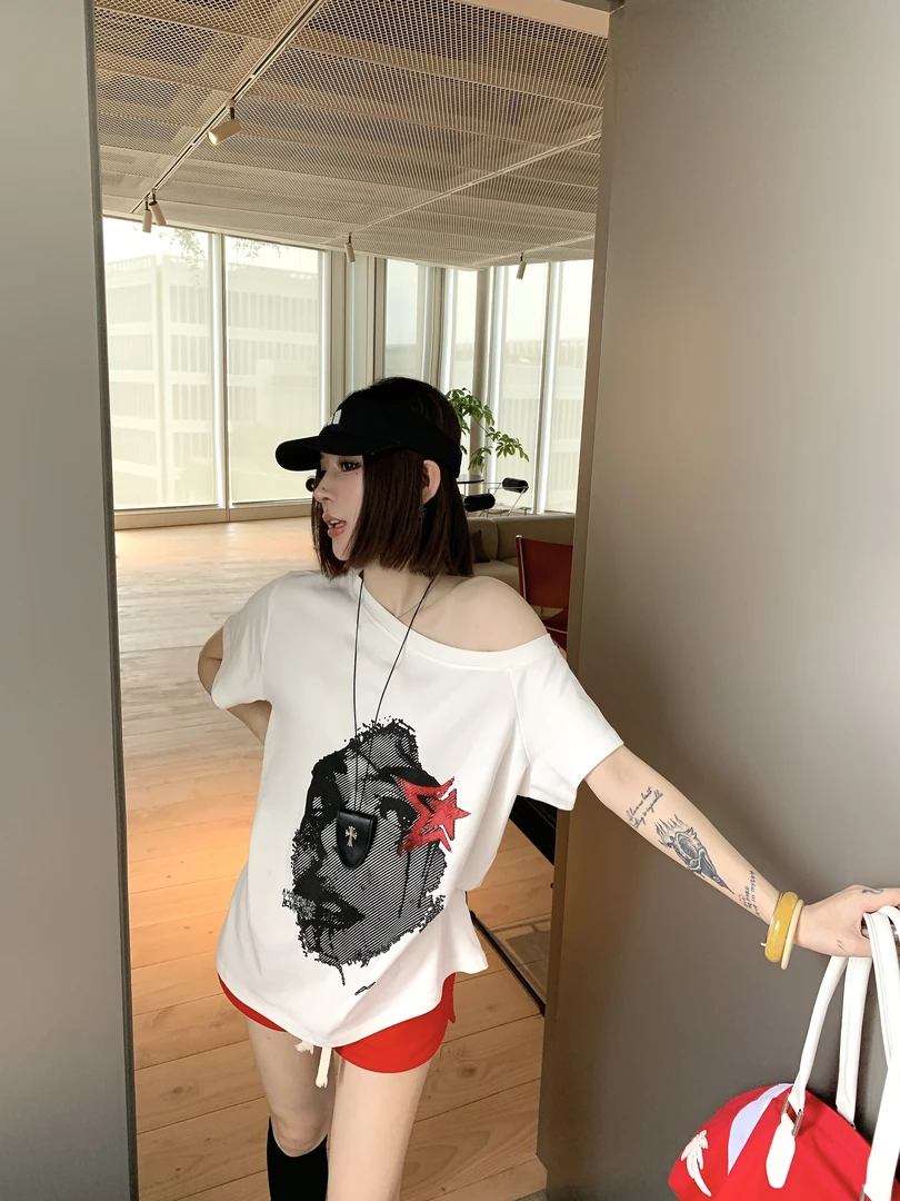 Lynka Vogue美式复古印花斜肩t恤2025新款修身显瘦宽松短袖上衣