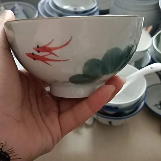 陶瓷手绘荷叶鱼4.25寸饭碗 10个 默认不退不换