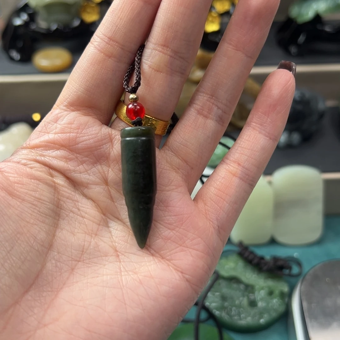 和田玉吊坠(不含链)未镶嵌