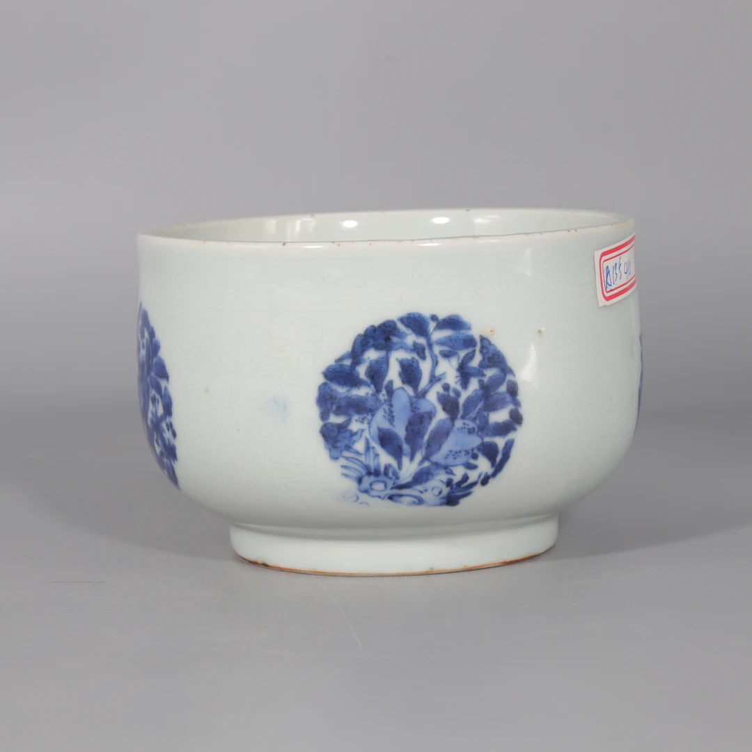青花团花纹暗刻卷草香炉   H502-095