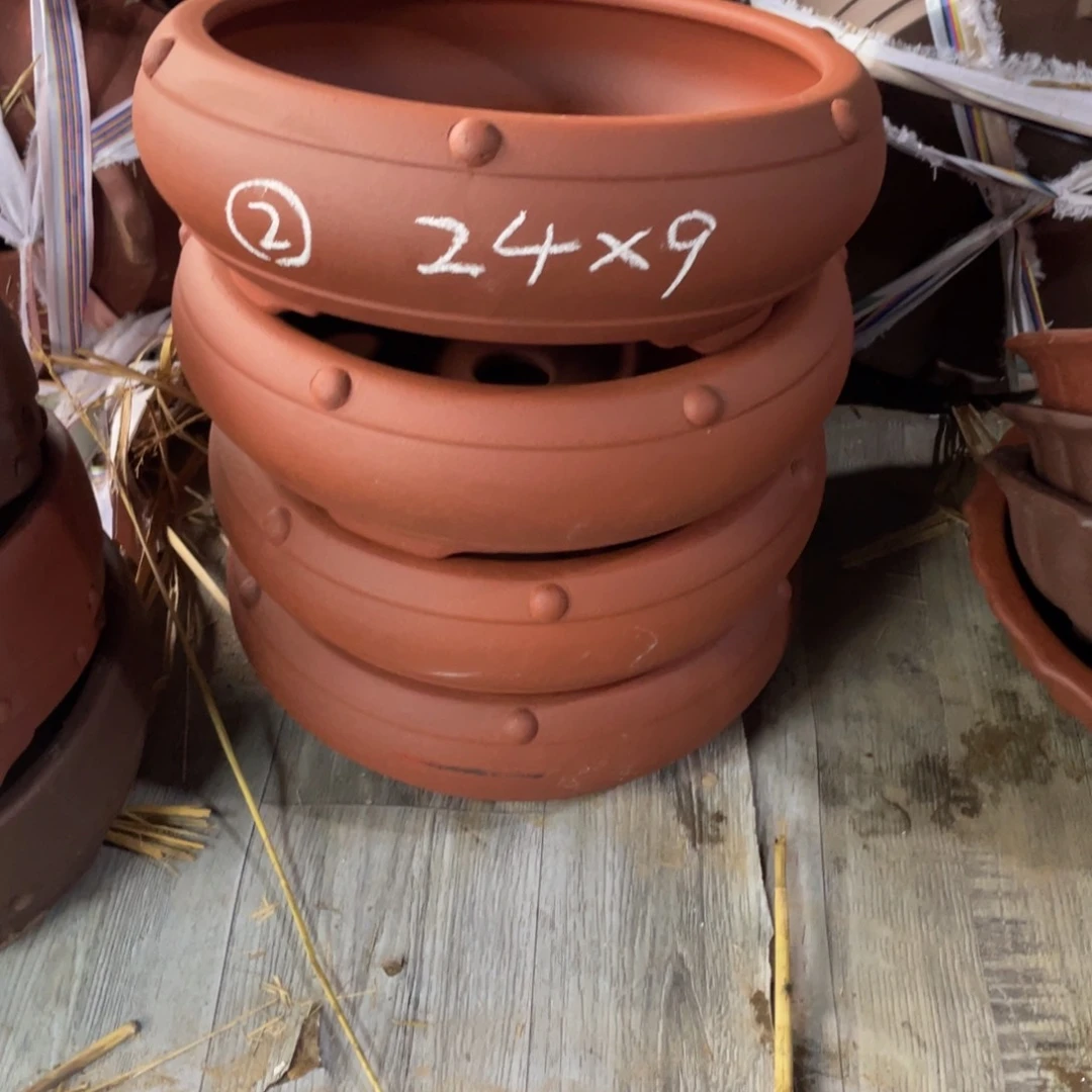 紫砂一组收口鼓钉