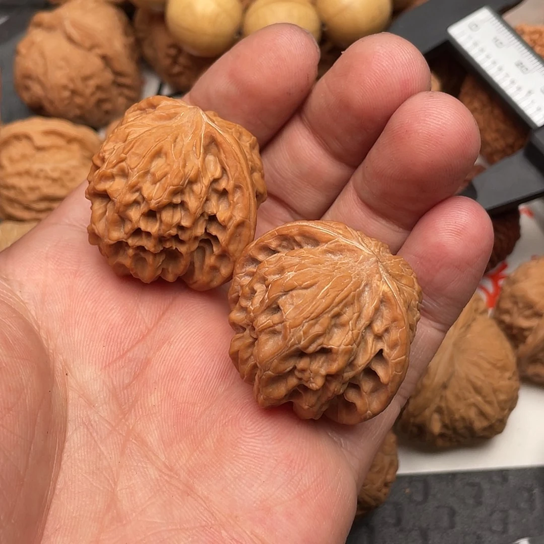 文玩核桃吊坠勇***吉磨盘