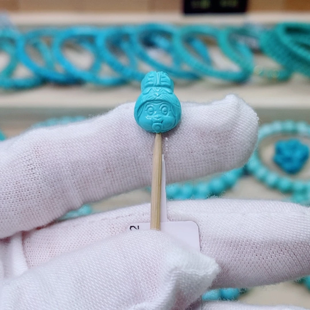 未镶嵌绿松石珠宝奇石