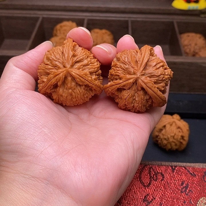 顺***水把件文玩核桃白奔