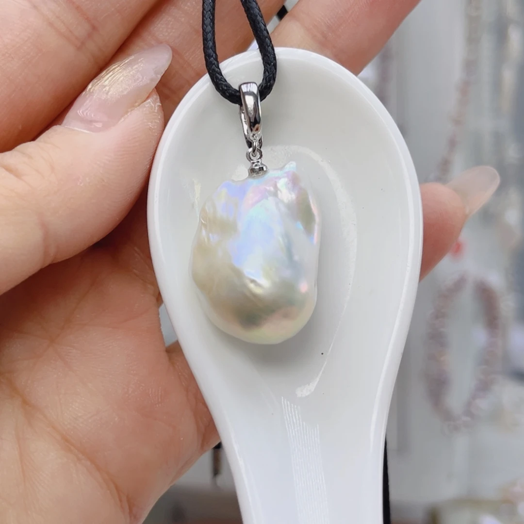 颈饰未镶嵌淡水珍珠