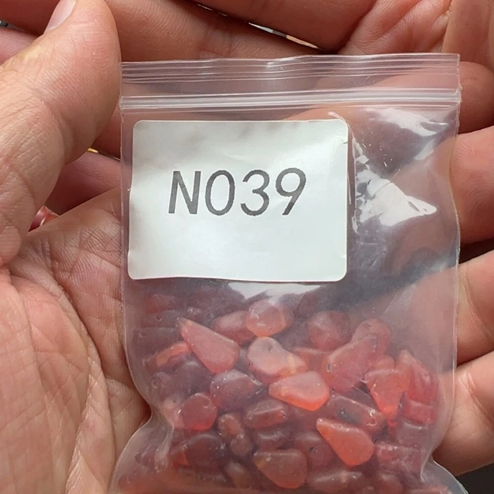 狮***b玛瑙/玉髓未镶嵌珠宝半成品