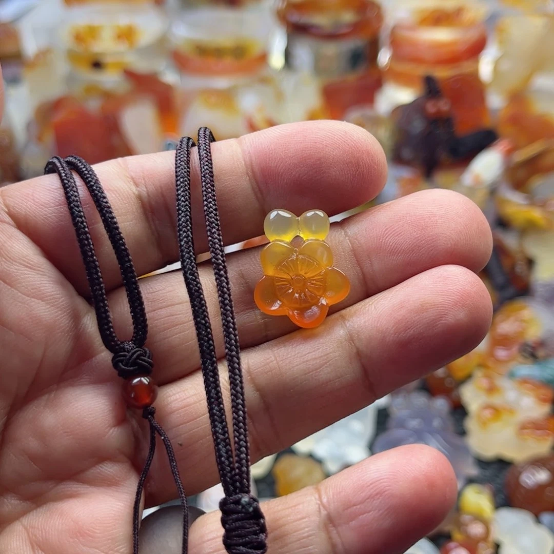 玛瑙/玉髓颈饰未镶嵌雪*