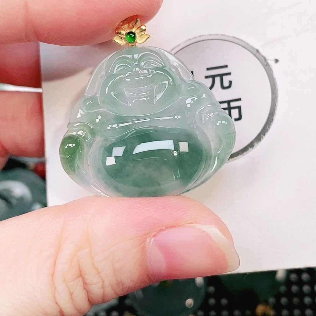 翡翠18K金镶嵌颈饰