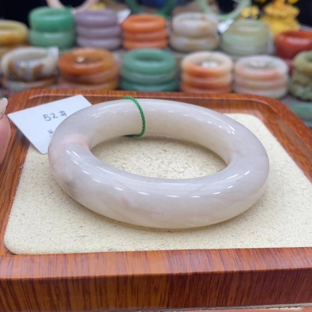 石英质玉未镶嵌手镯