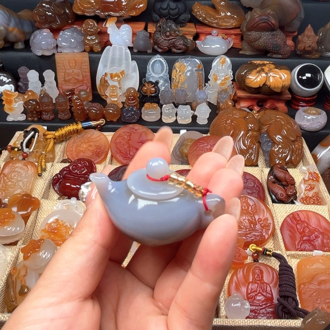 玛瑙/玉髓颈饰未镶嵌