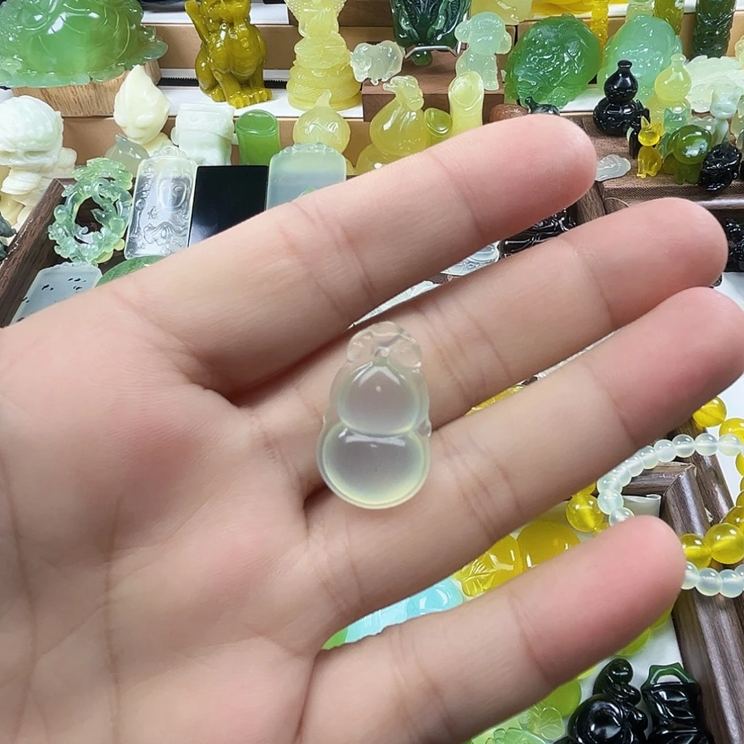 未镶嵌岫玉吊坠(不含链)