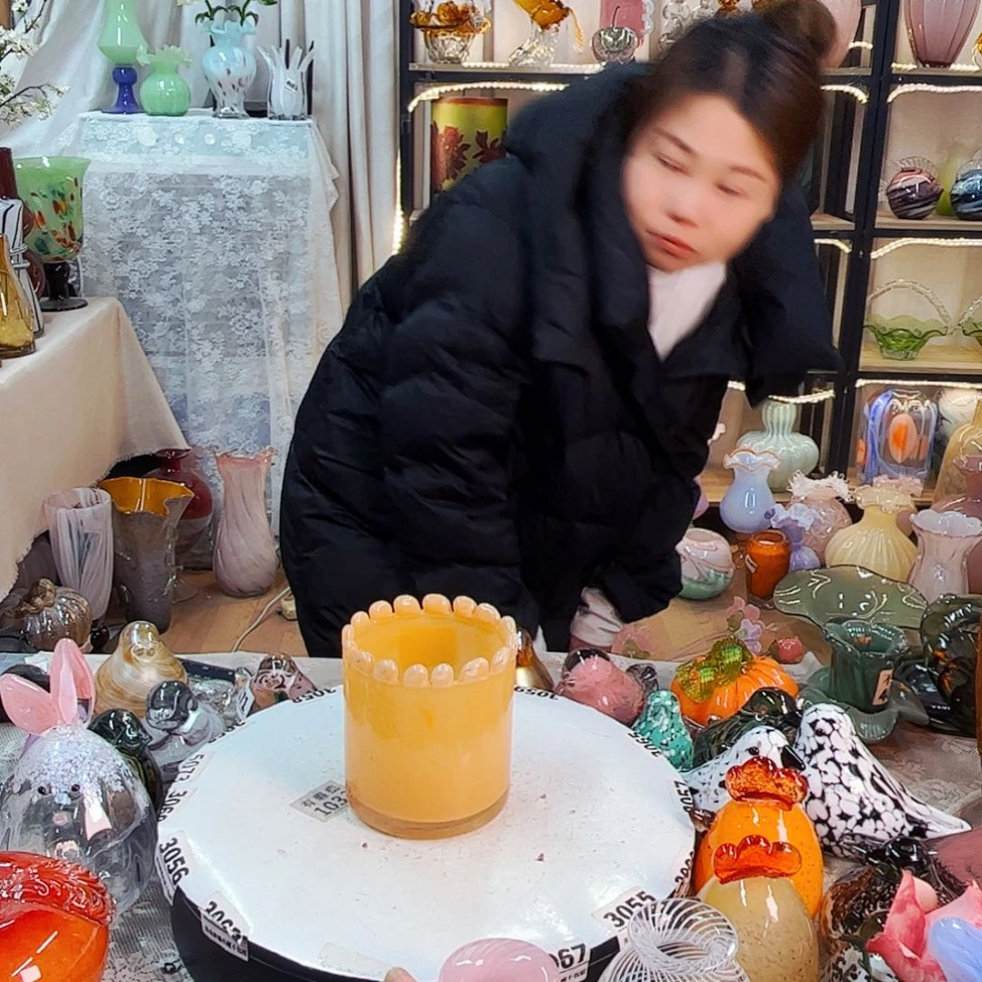 福利不退不换琉璃花瓶艺术品