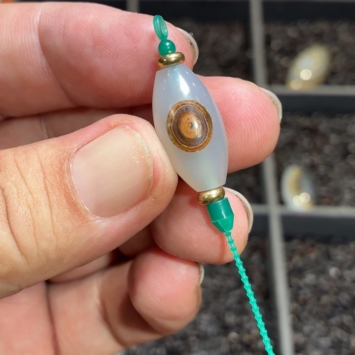 玛瑙/玉髓散珠176