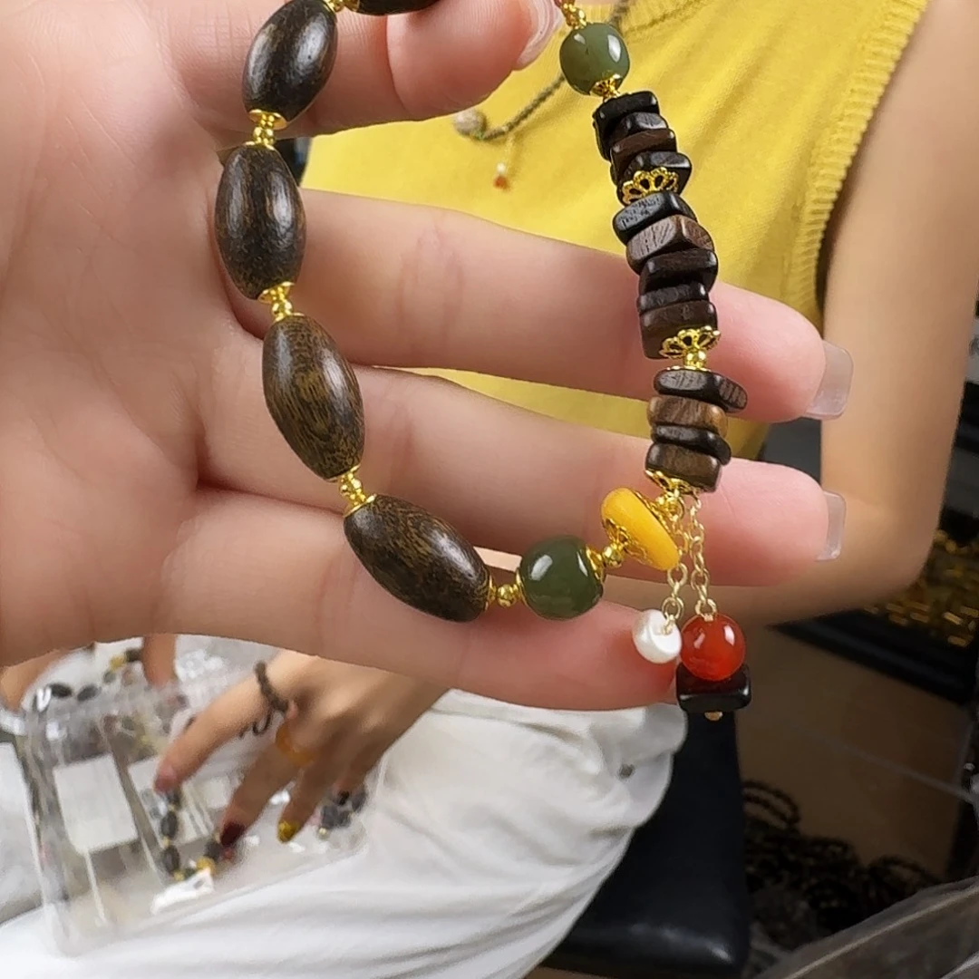 沉香香囊沉香A740瘤疤瓜子型设计款发一