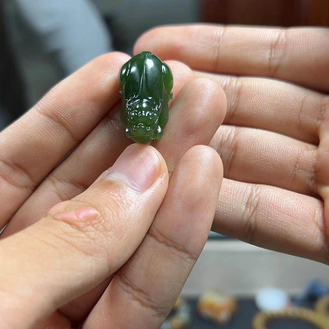 和田玉未镶嵌吊坠(不含链)