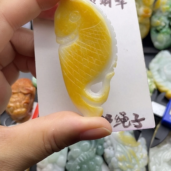 颈饰未镶嵌翡翠天然翡翠