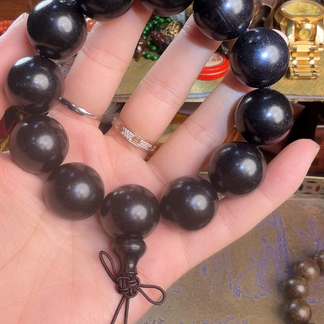 滴血莲花菩提手串
