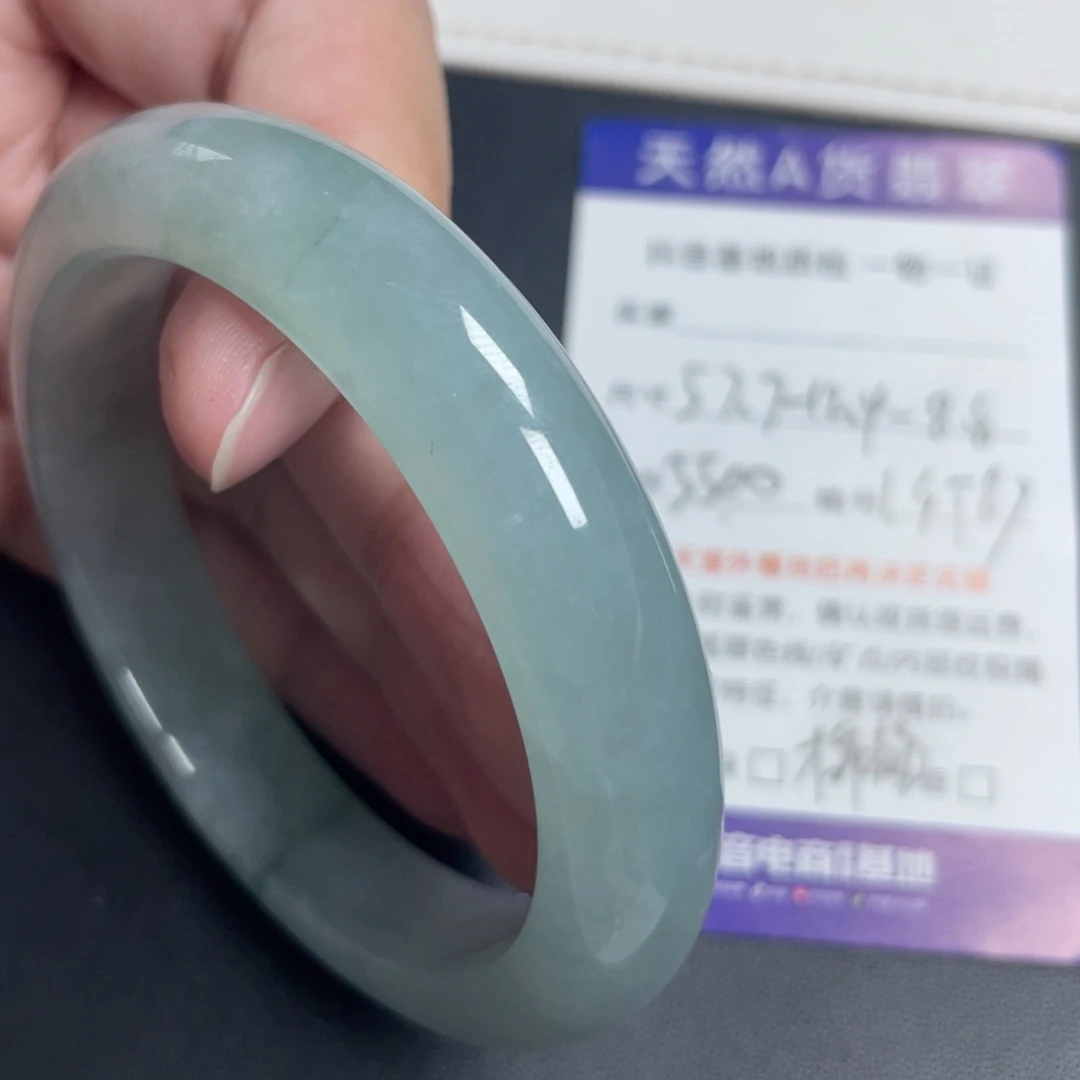 翡翠未镶嵌手镯翡翠